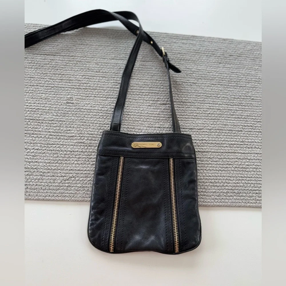 Michael Kors Moxley Black Leather Zipper Detail Crossbody Bag Purse